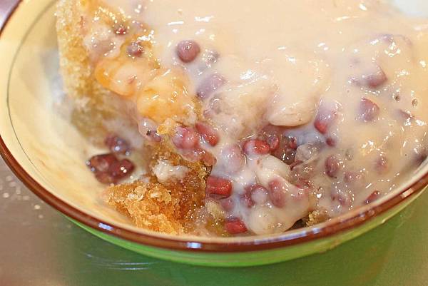 【蘆洲美食】古早味旺來冰店-1碗冰三種吃法的鳳梨冰