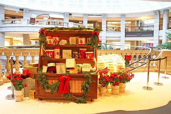 【台北旅遊】2016 BELLAVITA貴婦百貨聖誕節活動-冰天雪地的耶誕城