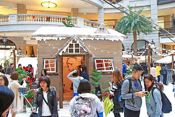 【台北旅遊】2016 BELLAVITA貴婦百貨聖誕節活動-冰天雪地的耶誕城