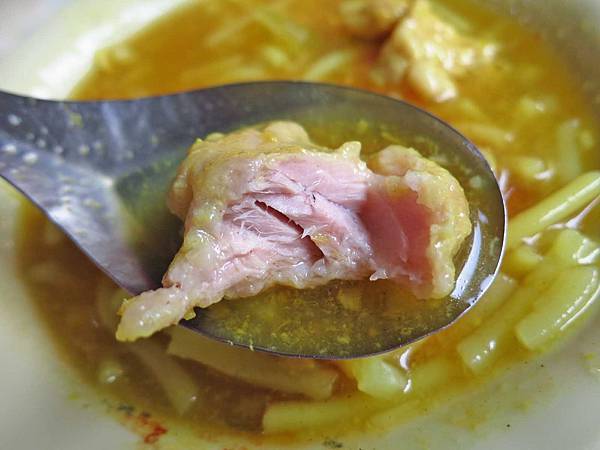 【高雄美食】咖哩鮪魚羹-獨特美味的咖哩鮪魚羹 【高雄美食】咖哩鮪魚羹-獨特美味的咖哩鮪魚羹