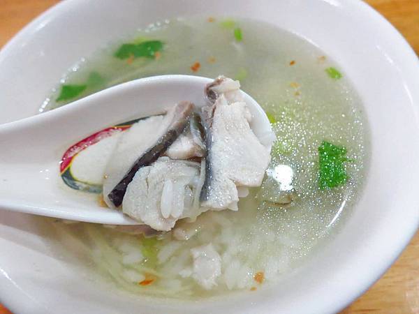【萬華美食】邱丘台南虱目魚-1碗只要50元的超便宜虱目魚粥 【萬華美食】邱丘台南虱目魚-1碗只要50元的超便宜虱目魚粥