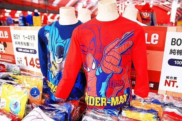 【全台灣最大的原廠授權四季童裝年度廠拍，超低價！】全面超低價５０元起！秋冬新品全面149元起！比外面便宜！漫威英雄/迪士尼/汽車總動員…等多種卡通人物任你挑-PUZZLE拍手國際
