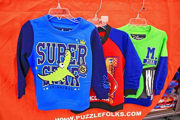 【全台灣最大的原廠授權四季童裝年度廠拍，超低價！】全面超低價５０元起！秋冬新品全面149元起！比外面便宜！漫威英雄/迪士尼/汽車總動員…等多種卡通人物任你挑-PUZZLE拍手國際