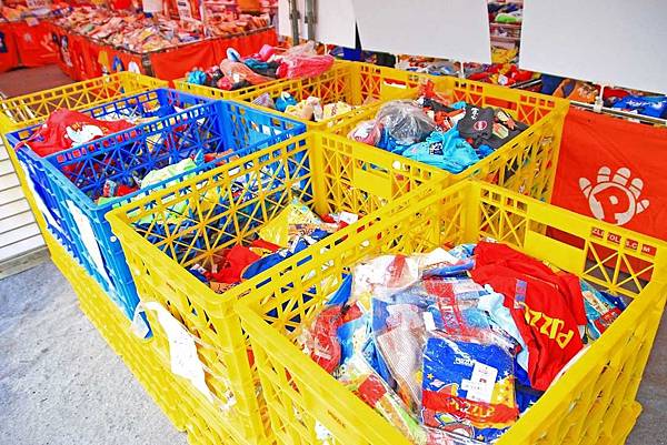 【全台灣最大的原廠授權四季童裝年度廠拍，超低價！】全面超低價５０元起！秋冬新品全面149元起！比外面便宜！漫威英雄/迪士尼/汽車總動員…等多種卡通人物任你挑-PUZZLE拍手國際