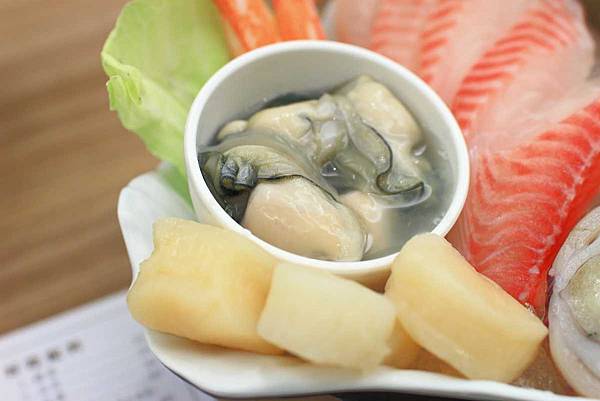 【台北餐廳】拾石鍋物-蒸煮鍋、石頭鍋、涮涮鍋三種火鍋一次滿足