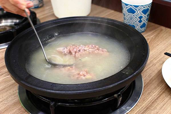 【台北餐廳】拾石鍋物-蒸煮鍋、石頭鍋、涮涮鍋三種火鍋一次滿足