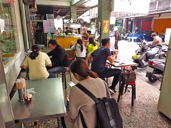 【三重美食】環河南路現炒飯麵-附近居民才知道的隱藏版美食