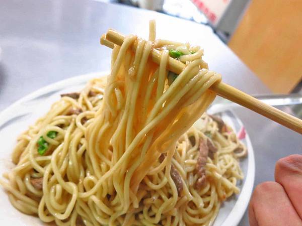 【三重美食】環河南路現炒飯麵-附近居民才知道的隱藏版美食 【三重美食】環河南路現炒飯麵-附近居民才知道的隱藏版美食