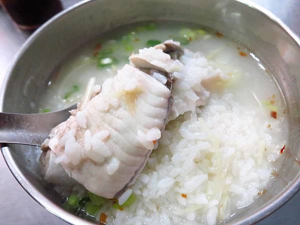 【三重美食】環河南路現炒飯麵-附近居民才知道的隱藏版美食