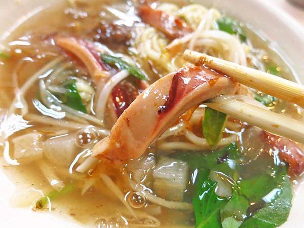 【板橋美食】漢口家正老牌魷魚羹-湯頭濃郁的魷魚羹