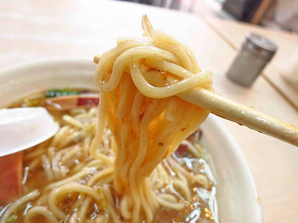 【板橋美食】漢口家正老牌魷魚羹-湯頭濃郁的魷魚羹