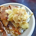 【高雄美食】阿霞燒肉飯-30年老店的知名燒肉飯
