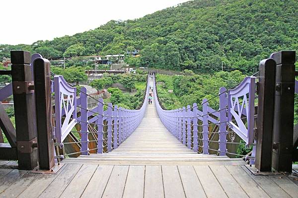 【台北旅遊】碧山巖夜景-遠望美麗的101夜景一日遊