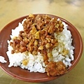 【新莊美食】眼鏡張滷肉飯-在地人極力推薦的雞肉飯