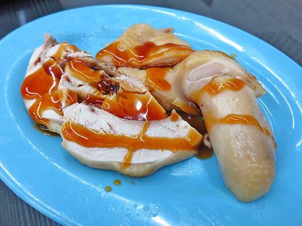 【三重美食】雞莊好吃雞肉-1碗10元便宜又好吃的雞油飯