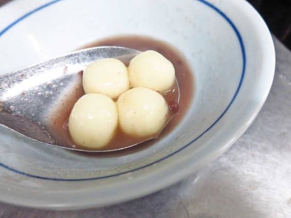 【宜蘭美食】中山路三段紅豆湯圓-隱藏版爆好吃的紅豆湯圓