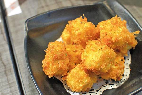 【三重餐廳】強拉麵-是火鍋也是拉麵的濃郁拉麵火鍋