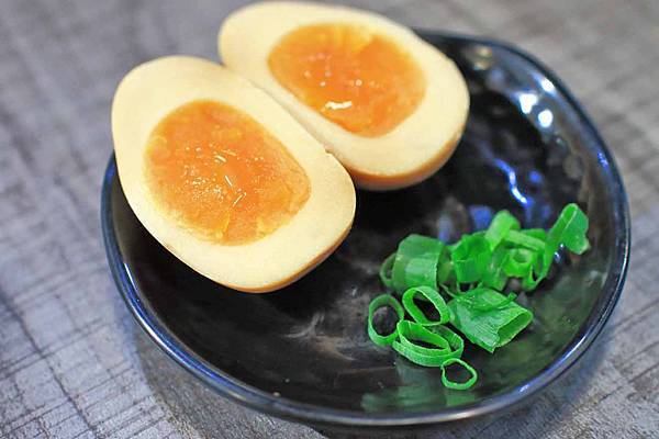 【三重餐廳】強拉麵-是火鍋也是拉麵的濃郁拉麵火鍋