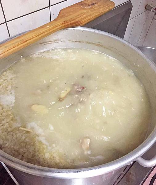 【三重餐廳】強拉麵-是火鍋也是拉麵的濃郁拉麵火鍋