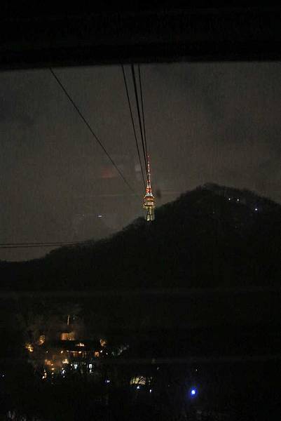 【韓國首爾】N首爾塔-美麗的首爾夜景，附完整纜車、走路、爬山交通資訊