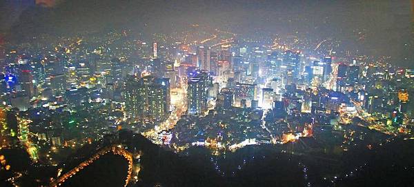 【韓國首爾】N首爾塔-美麗的首爾夜景，附完整纜車、走路、爬山交通資訊