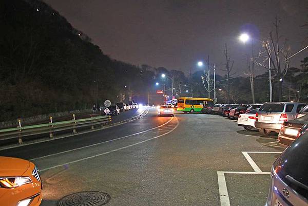 【韓國首爾】N首爾塔-美麗的首爾夜景，附完整纜車、走路、爬山交通資訊