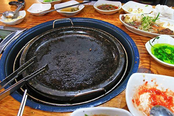 【韓國餐廳】新川站無限牛(무한소)-韓牛無限量吃到飽