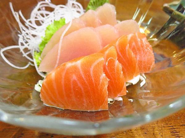 【羅東美食】廣徠日式小吃-便宜又大份量的日式料理餐廳 【羅東美食】廣徠日式小吃-便宜又大份量的日式料理餐廳