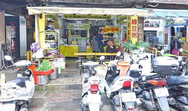 【萬華美食】西門町大姐水煎包-24小時營業宵夜最佳選擇