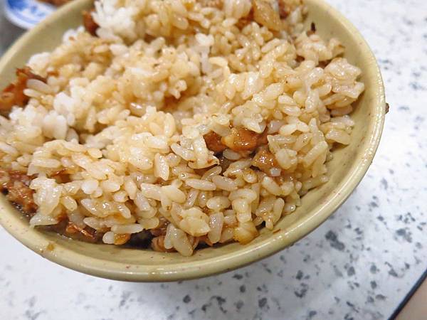 【三重美食】聯邦排骨羹-附近居民最愛的店家