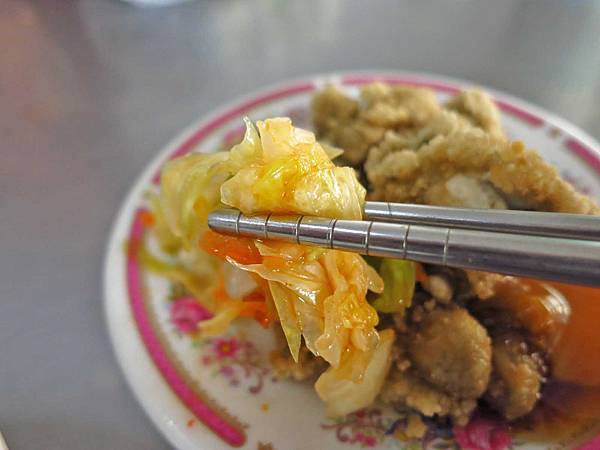 【五股美食】五股鹹粥小吃店-美味的鹹粥，宵夜的好選擇