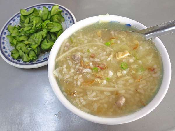 淡江美食 宵夜500 淡江人必須吃過的回憶消夜 淡水宵夜 淡江宵夜 葉影瓶像