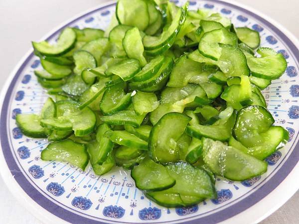 【五股美食】五股鹹粥小吃店-美味的鹹粥，宵夜的好選擇