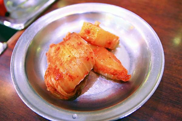 【明洞美食】神仙雪濃湯-超大顆又美味的餃子