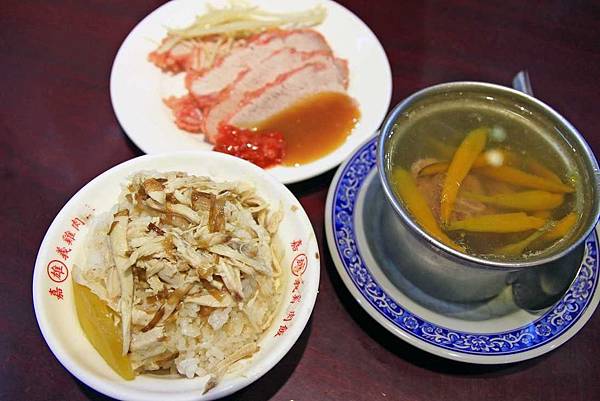 【台北美食】雄嘉義雞肉飯-延平夜市裡的30年老店