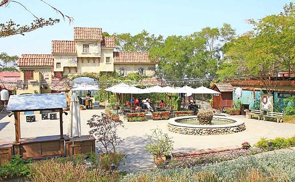 【台中二天一夜旅遊】必玩十大特色觀光景點、好玩的行程規劃、包車自由行 【台中二天一夜旅遊】必玩十大特色觀光景點、好玩的行程規劃、包車自由行