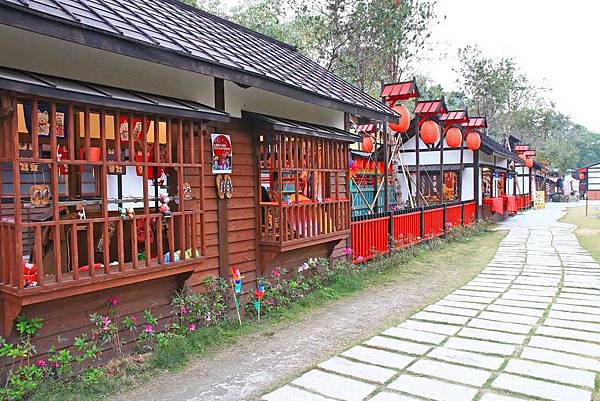 【台中二天一夜旅遊】必玩十大特色觀光景點、好玩的行程規劃、包車自由行 【台中二天一夜旅遊】必玩十大特色觀光景點、好玩的行程規劃、包車自由行