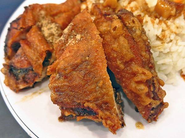 【蘆洲美食】芳記便當大王-魯肉飯免費吃到飽