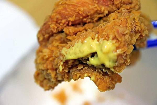 【韓國首爾】BBQ炸雞店-特殊橄欖油炸出的韓味炸雞