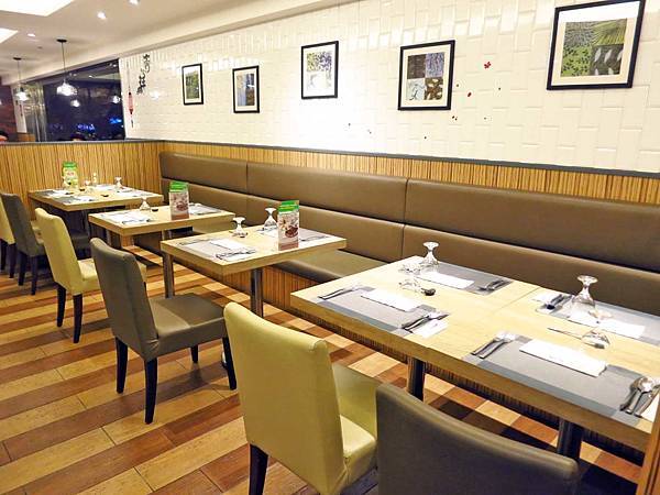 【台北餐廳】VOLKS沃克牛排-現烤麵包無限量吃到飽-當月壽星生日優惠88折