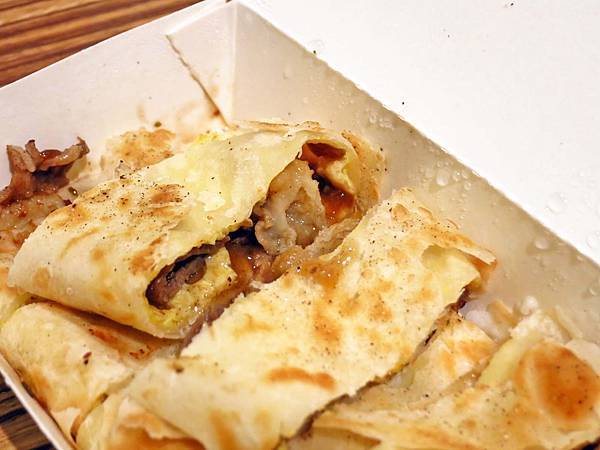 【蘆洲美食】阿耕蛋餅專賣店-有二種不同口感的手工蛋餅 【蘆洲美食】阿耕蛋餅專賣店-有二種不同口感的手工蛋餅