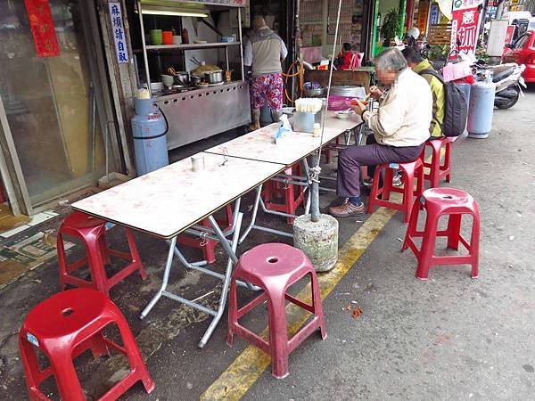 【新莊美食】老店豬血湯魯肉飯-老字號帶有老店的特色