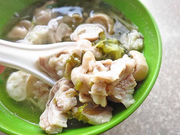 【新莊美食】老店豬血湯魯肉飯-老字號帶有老店的特色