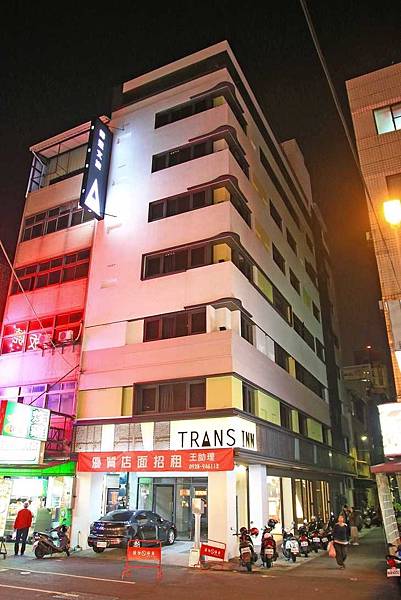 【台中二天一夜包车自由行】台中必玩的十大精选景点，美丽的庄园古堡、怀旧老街、特殊地形景观、观光酒厂景点，吃衣住行自由行完整规划，一次全包