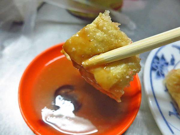 【台北美食】旗魚新竹米粉-延三夜市裡的超人氣米粉湯