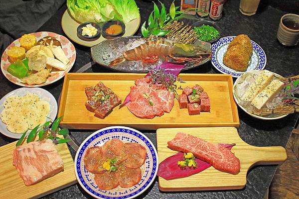 【台北餐廳】禧太炭火燒肉店-頂級和牛與超巨大草蝦燒烤店 【台北餐廳】禧太炭火燒肉店-頂級和牛與超巨大草蝦燒烤店