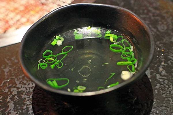 【台北餐廳】禧太炭火燒肉店-頂級和牛與超巨大草蝦燒烤店