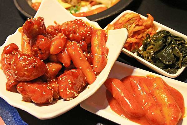 【新莊餐廳】劉震川日韓大食館-超大份量的韓日火鍋一次通吃