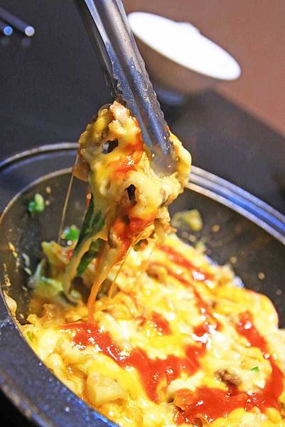 【新莊餐廳】劉震川日韓大食館-超大份量的韓日火鍋一次通吃