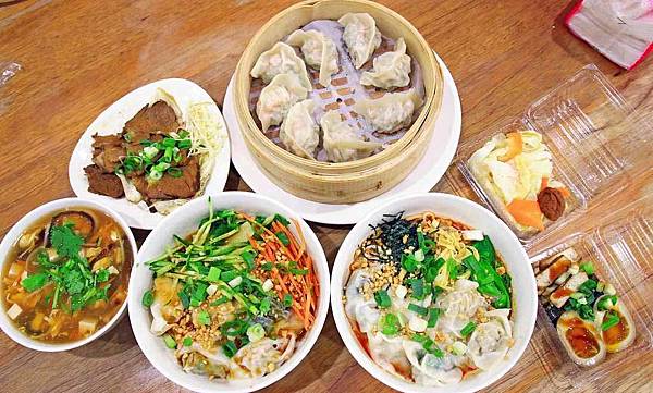 【內湖美食】雲謙徽餛飩-五種不同口味的餛飩 【內湖美食】雲謙徽餛飩-五種不同口味的餛飩